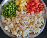 A picture of step 1 of Veg korma.