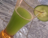 A picture of step 2 of Cucumber smoothie.