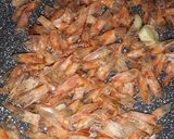 Foto langkah ke 1 dari resep Kaldu Udang Bubuk.