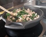 Foto del paso 8 de la receta: Galette con pollo, champiñones y espinacas
