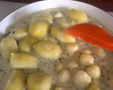 Foto del paso 6 de la receta: Ñoquis con salsa de queso brie y pesto a la ligure casero