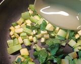 Cukkinikrémes spagetti mentával és citrommal/ Spaghetti con le zucchine recept fázis 3 fotója