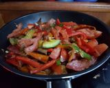 Foto del paso 4 de la receta: Coditos en wok