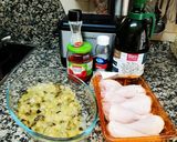 Foto del paso 2 de la receta: Pollo en salsa de calabacín
