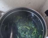 Foto langkah ke 2 dari resep Tumis Bayam Potong.