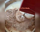 Foto langkah ke 3 dari resep Bolu Coklat ChocoChip Panggang.