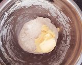 A picture of step 2 of Raisin milk bun.