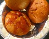 A picture of step 6 of Matar/peas kachori.