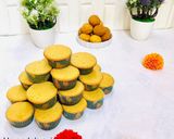 A picture of step 5 of 50pcs vanilla cupcakes.