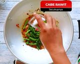 Foto langkah ke 6 dari resep Sambal Goreng Labu Siam.