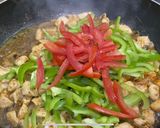 A picture of step 8 of Chicken Cheese Fajita Sandwich.