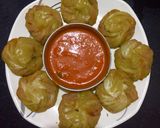 A picture of step 5 of Chicken momos.