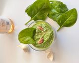 Une image de l'étape 4 de Pesto de pousses d’épinard.
