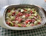 Une image de l'étape 11 de Salade de tomates roses et concombre à la crème, feta et persil.