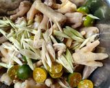 Hình bước làm 6 của món Chân gà sốt thái