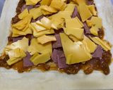 Foto langkah ke 2 dari resep Pizza puff pastry.