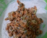 Foto langkah ke 2 dari resep Kerang Hijau Crispy.