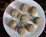 લાડુ(laddu recipe in gujarati) રેસીપી સ્ટેપ3ફોટો