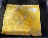 A picture of step 1 of Salad Egg Roll.