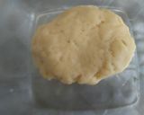 A picture of step 1 of Airfried Sugar free Anjeer-Khajur Chandrakala.