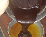 A picture of step 4 of Chocoflan 😋.