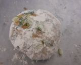 A picture of step 6 of Spring onion paratha.