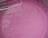 Foto langkah ke 3 dari resep Bolu kukus buah naga.