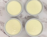 Foto del paso 4 de la receta: Vasitos de queso con chocolate blanco y crocante de lotus