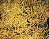 Foto langkah ke 3 dari resep Mie Kremes Home Made.