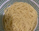 Gambar langkah 3 resipi Spaghetti Carbonara.