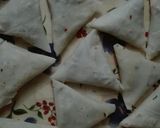 A picture of step 6 of Chicken Qeema Samosa.