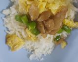 Foto langkah ke 5 dari resep Onigiri Telur Buncis.