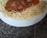 Foto del paso 5 de la receta: Niñitos envueltos en salsa con fideos