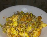 Foto langkah ke 4 dari resep Telur orak arik tauge.
