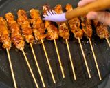 Foto langkah ke 5 dari resep Sate Ayam Manis (Sweet Chicken Satay).