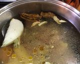 Foto del paso 1 de la receta: Caldo de pollo para base de tus platillos Sonorenses