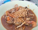 Foto del paso 6 de la receta: Caldero de arroz con almejas, gambas y calamar