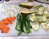 Foto del paso 2 de la receta: Atún al horno con salteado de verduras y mojo de aguacates