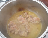 Foto del paso 5 de la receta: Muslos de pollo al ajillo con patatas