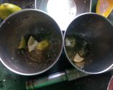 A picture of step 2 of Virgin mojito mocktails.