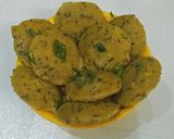A picture of step 6 of Leftover Dal - Oats Idli.