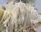 Hình bước làm 1 của món Bắp cải xào trứng