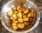 A picture of step 5 of Sweet potato chat.