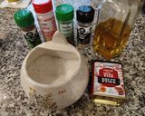 Foto del paso 1 de la receta Patatas guisadas con costillas y garbanzos