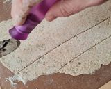 Foto del paso 4 de la receta: Cracker rústicas de avena y orégano 🌱