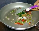 Foto langkah ke 4 dari resep Tumis tempe tahu pedas.