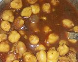A picture of step 6 of Puri chhole.