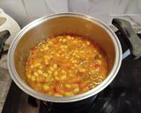 Foto del paso 11 de la receta: Pochas a la Navarra con verduras en olla exprés