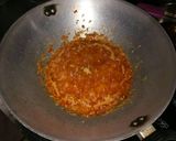 Foto langkah ke 4 dari resep Sambal goreng bawang tuna.