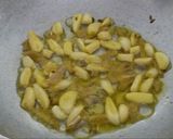 A picture of step 3 of Papdi Sabzi (Indian Broad Beans) Flat Green Beans.